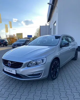 volvo v60 mazowieckie Volvo V60 cena 38900 przebieg: 20000, rok produkcji 2015 z Warszawa